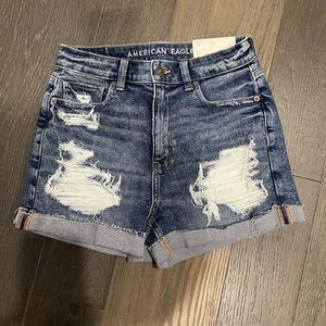American Eagle mom shorts